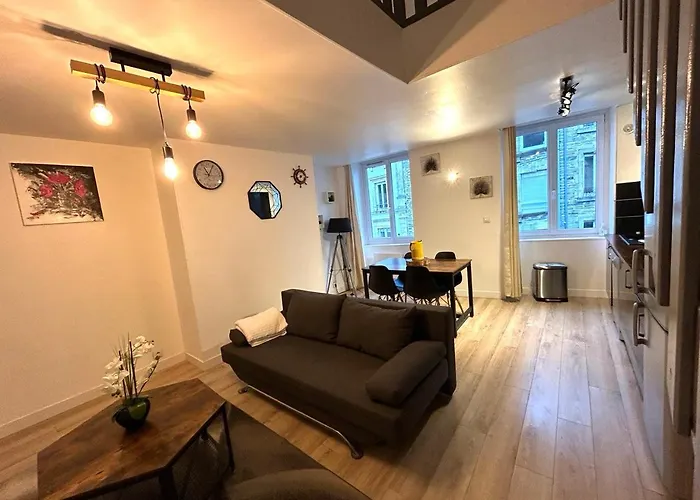 아파트 La Casa Tres - Cosy In The Very Centre Port *